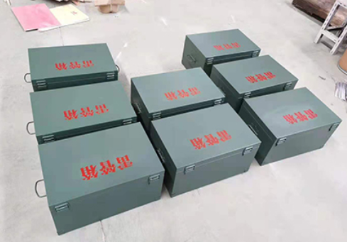 河南炸药箱和雷管箱一般是怎么存放的？